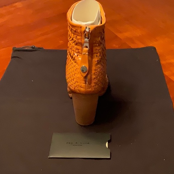 ❤️🔥HOST PICK 🥳 NIB RAG & BONE CLASSIC NEWBURY ANKLE BOOT WOVEN IN NATURAL - Picture 14 of 14